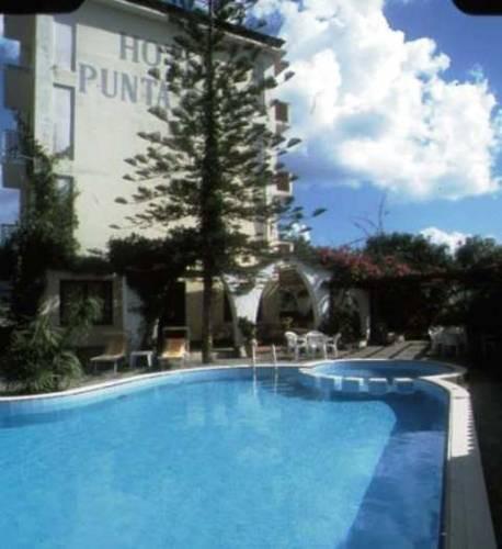Hotel Punta Faro Capo Vaticano Buitenkant foto