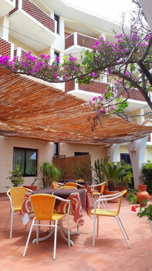 Hotel Punta Faro Capo Vaticano Buitenkant foto